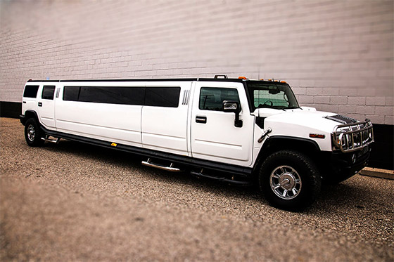 White Hummer for 16