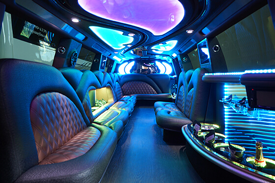 deluxe car rental